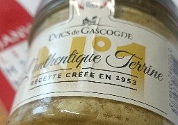 Berck : une terrine distribuée dans les colis de Noël pourrait être impropre à la consommation