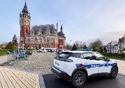 Calais: troisième évacuation de l'hôtel de ville cette semaine