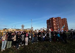 Berck: rassemblement devant le lycée contre les conditions de travail