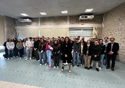 Des élèves du lycée Lavezzari de Berck investis pour aider l'association « Lames de Joie »