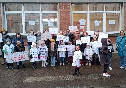 A Calais, mobilisation des parents d’élèves pour dire non aux fermetures de classes