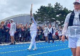 Berck-sur-mer: la flamme olympique a fait une entrée fracassante au parc des sports !