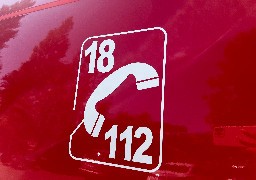 Ruminghem: la toiture d'une habitation ravagée par les flammes