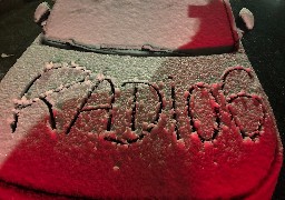 Une partie de la région est recouverte de neige, prudence sur les routes. 