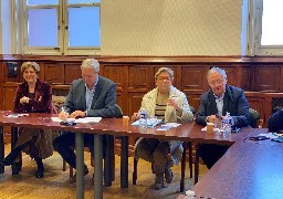 Migrants : les élus du littoral réclament plus d'enquêtes la journée pour en finir avec les réseaux de passeurs de plus en plus agressifs.