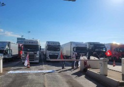 Blocage des embarquements fret de P&O au port de Calais