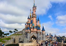 Disneyland Paris recrute à Lille: plus de 8000 postes à pourvoir dans toute la France !