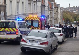 Boulogne-sur-mer : une femme grièvement blessée à la tête par arme blanche, l’auteur présumé en fuite