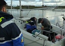 Le Crotoy : Un vaste contrôle de véhicules, bateaux et personnes pour lutter contre les narco-trafiquants.