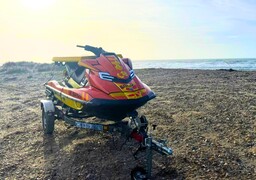 Prises au piège en baie d'Authie, 3 personnes sauvées par les pompiers en moto marine