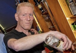 Calais en deuil: disparition de «Marco», figure emblématique du Café de Paris