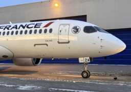 Le tout nouvel Airbus A220 d’Air France porte le nom de la ville « Calais »