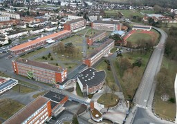 Alerte à la bombe au lycée Boucher-de-Perthes d’Abbeville : plus de 2 000 élèves évacués