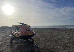 Boulogne-sur-Mer : un kitesurfeur secouru au large après avoir été surpris par la marée