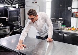 PLONGEUR RESTAURATION H/F - ESCALLES