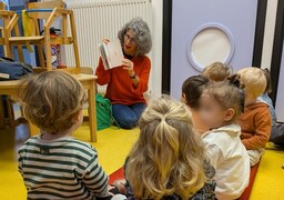 Semaine de la petite enfance : l'autrice Corinne Dreyfuss à la rencontre des tout-petits à Calais