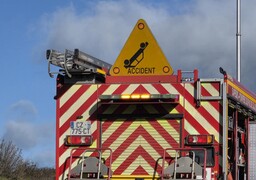 Grave accident entre Montreuil et Campagne-lès-Hesdin, une opération de désincarcération en cours