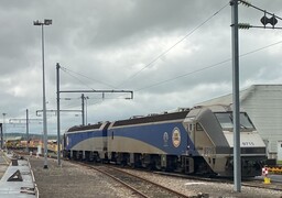 Tunnel sous la Manche : un chauffeur oublie une bougie allumée dans la cabine de son camion ! 