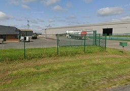 Azincourt : Un feu ravage une partie d’un bâtiment de 850 m² de Neo Negoce.