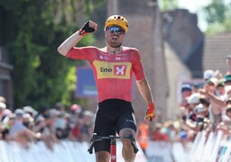 Cyclisme : Sur les 4 Jours de Dunkerque, Rasmus Tiller dompte les pavés avant le grand rendez-vous de Cassel