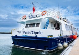 Envie de prendre le large (et le frais) ? Embarquez à bord du Vent d'Opale, à Boulogne-sur-Mer