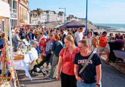 Les Escapades Radio 6 : flâner sur le marché des quais, face à la mer, au Portel
