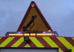 Hames-Boucres : une voiture fait plusieurs tonneaux et termine sa course dans un champ près de la D215