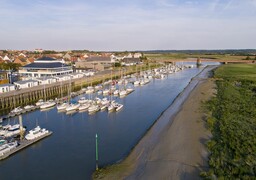 Étaples : deux femmes tombent à l’eau dans le port, l’une transportée à l’hôpital