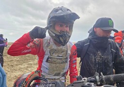 Beach-Cross de Berck : Mathis Matte remporte la course Juniors sous la pluie et prend la tête du championnat de France !