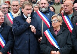 Calais-La-Sociale associe la police nationale au régime de Vichy, le préfet saisit la justice !
