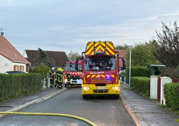 Rang-du-Fliers : un incendie ravage un garage, les propriétaires évacuent à temps