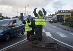 Manifestations contre la vie chère : les centres-villes de Calais et Boulogne-sur-Mer interdits aux rassemblements