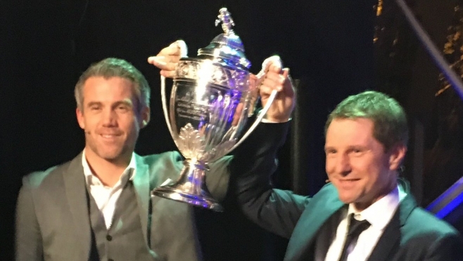 L'ancien capitaine du CRUFC a soulevé la coupe de France hier soir !