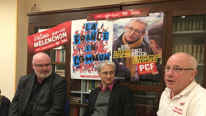 Les militants de la section PC de Calais sont en campagne sur fond de discorde avec Jean Luc Mélenchon.