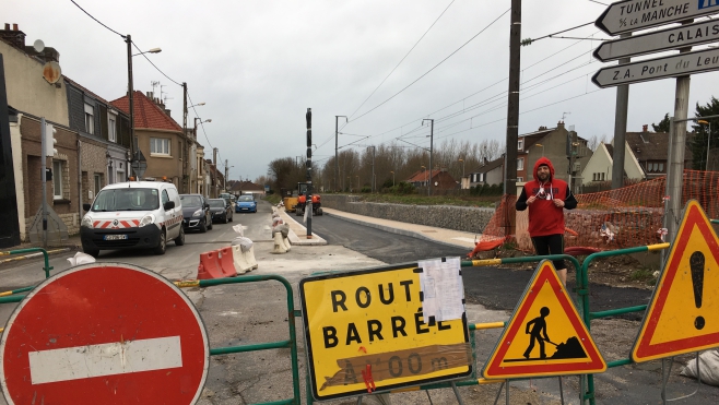 Les travaux du pont de Coulogne inquiètent les commerçants.