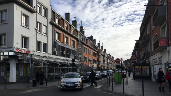 A Calais, les patrons de bars se demandent s'ils vont poursuivre l'organisation de concerts chez eux.