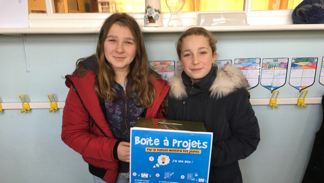 « Des boîtes à idées » dans les établissements scolaires de Marck.