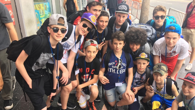 13 benjamins du club de basket du SOM Boulogne sont à Los Angelès !