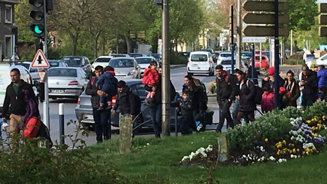 Un millier de migrants errent dans la nature après l’incendie du camp de Grande Synthe !