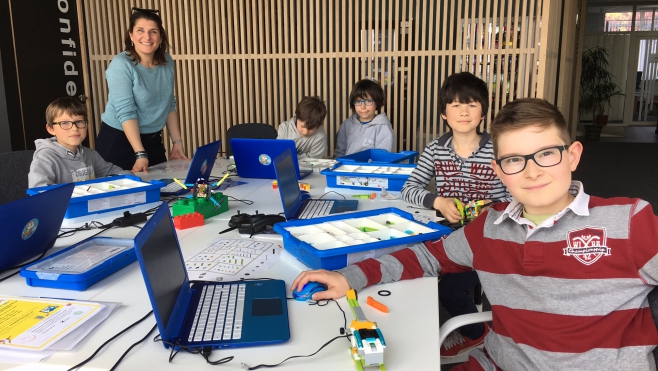 Au Touquet, on apprend la programmation des robots avec des Lego