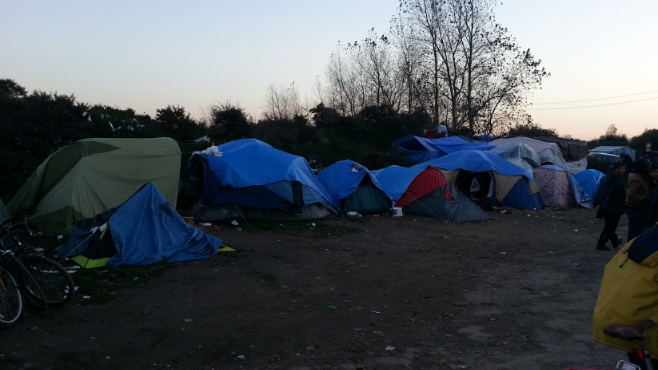 A Calais, des douches et points d'eau devront être créés pour les migrants !