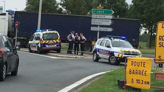 Calais: nouvelle rixe entre 150 migrants ce mardi après-midi