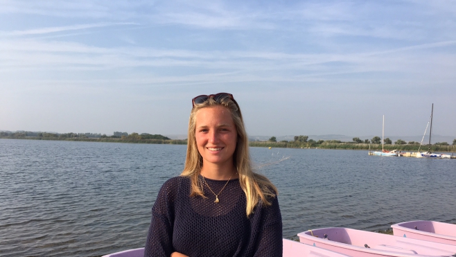 15 ans et déjà championne de France espoirs de planche à voile !