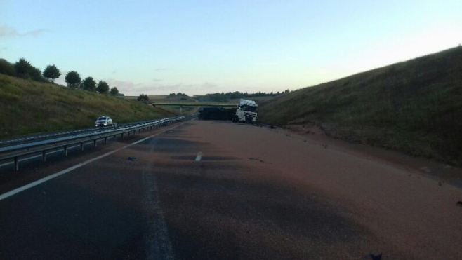 L'A16 toujours coupée à Wailly-Beaucamp vers Boulogne sur mer.