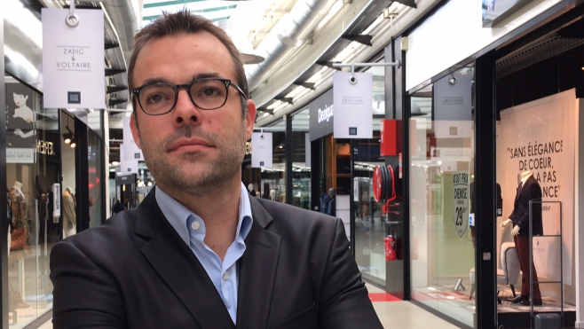 Gros plan sur le Channel Outlet Store à Coquelles