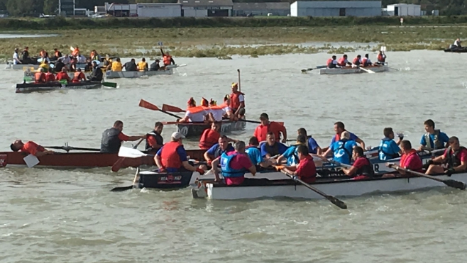 Joute à canotes à Etaples : le