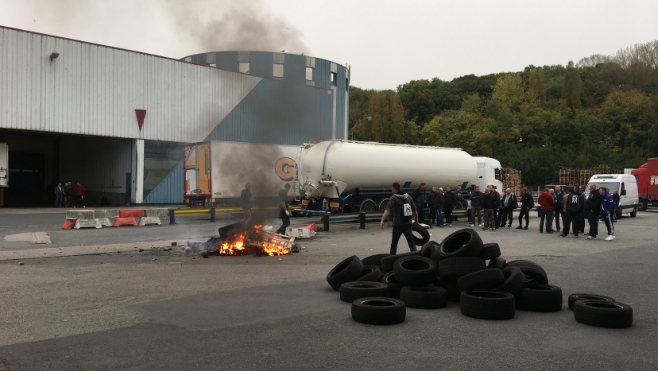 270 salariés de C&D Foods arrêtent le travail après le licenciement de 4 délégués !
