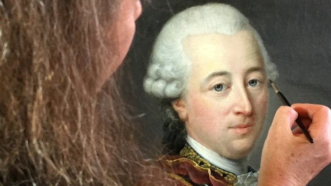 A Boulogne sur mer, les tableaux de la salle de mariage s’offrent une restauration !