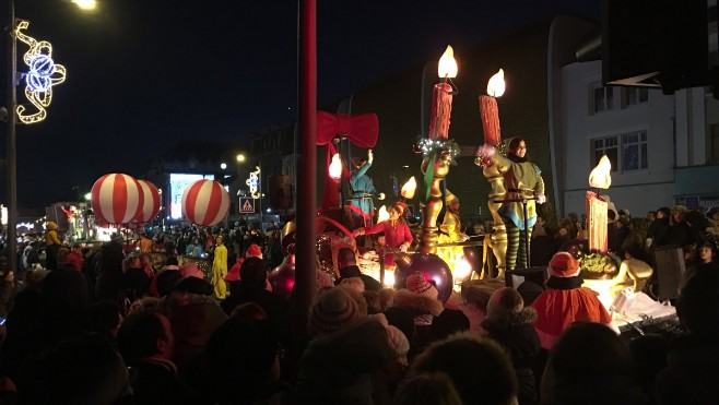 La Parade de Noël défile à Calais dimanche !
