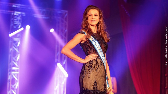 A Desvres, Meggy Pinte dans les pas des Miss de France !